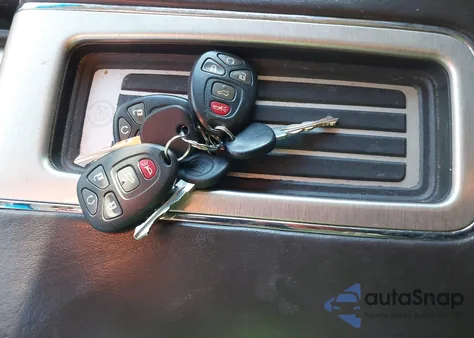 2011 Cadillac Escalade Platinum Edition z USA, uszkodzony, nr VIN 1GYS4DEF2BR259938